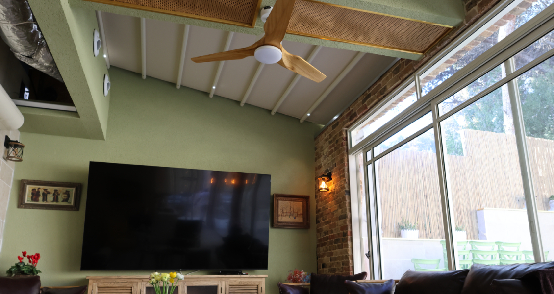 wall-mounted-pergolas-1130x600-pic-3